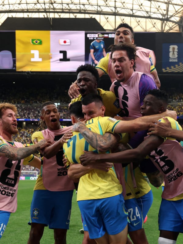 Com gol no fim, Brasil vence o Japão de virada e avança para as oitavas