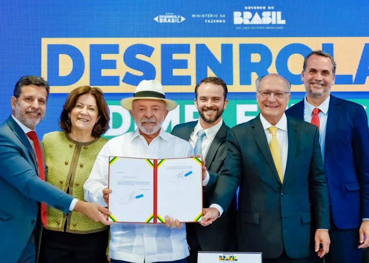 O Desenrola Adimplentes, lançado pelo presidente Luiz Inácio Lula da Silva (PT) nesta segunda, é voltado para a negociação de dívidas para pessoas que estão com as contas em dia