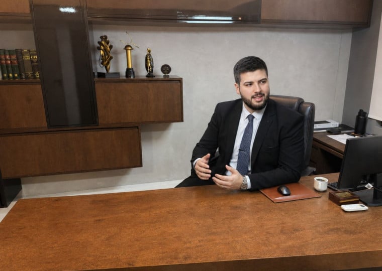 Produtor deve estar atento às obrigações assumidas no contrato, alerta o advogado Rafael Caferati