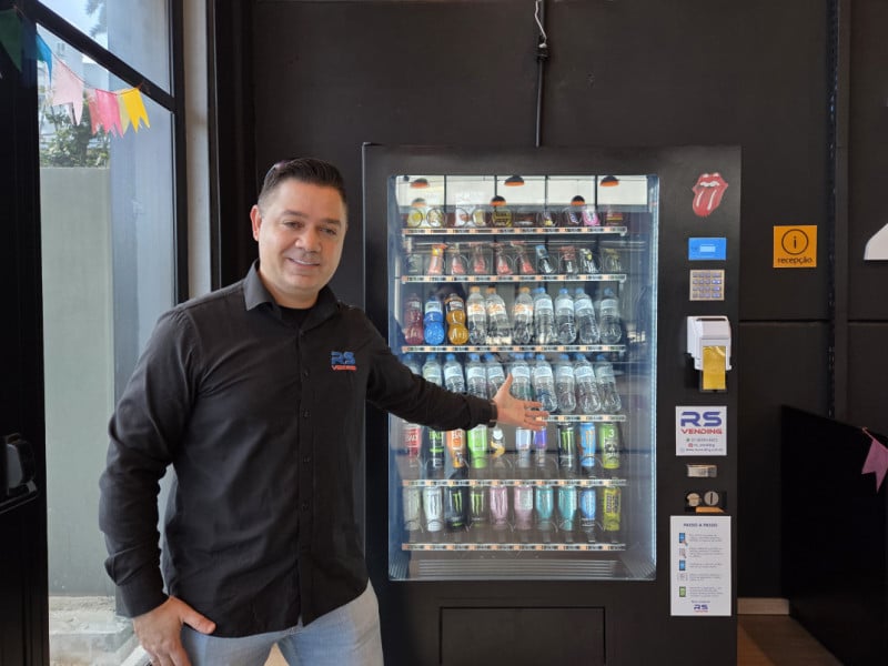 Daniel de Castro &eacute; o empreendedor &agrave; frente da RS Vending<br />Foto: Manuela Cassano/Especial/JC