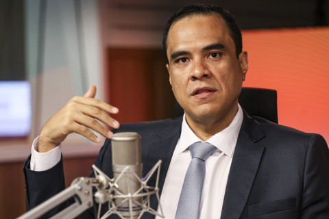Gustavo Feliciano, ministro do Turismo