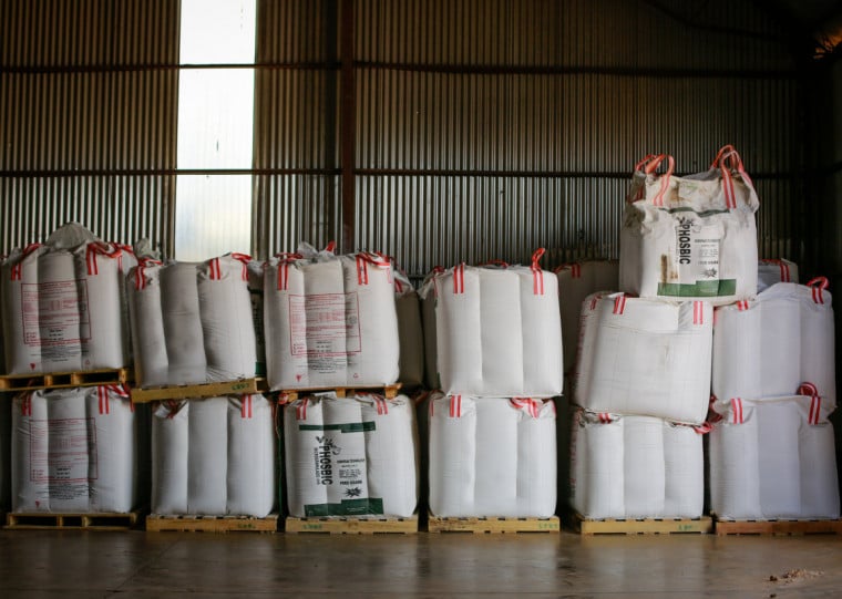 Medida busca ampliar produ&ccedil;&atilde;o nacional de fertilizantes