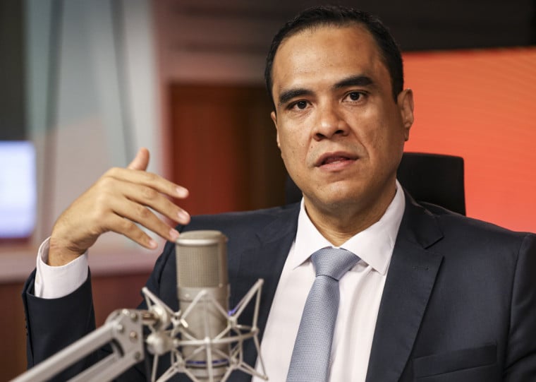 Gustavo Feliciano, ministro do Turismo