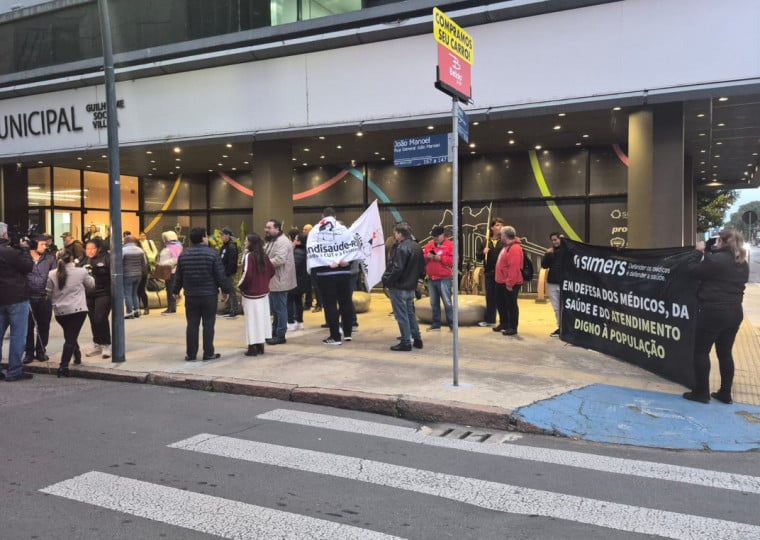 IAG assume unidades e corte salarial preocupa profissionais