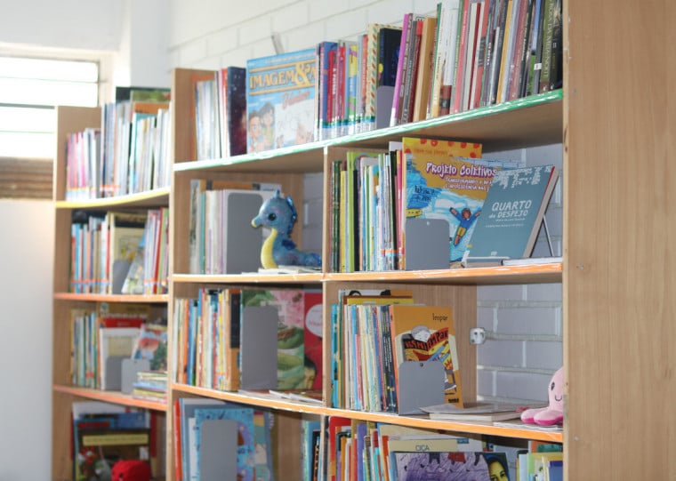 Promovido na Biblioteca Comunitária Raio de Luz, evento ocorre neste sábado (4), reunindo moradores, lideranças comunitárias, coletivos, jovens e educadores 