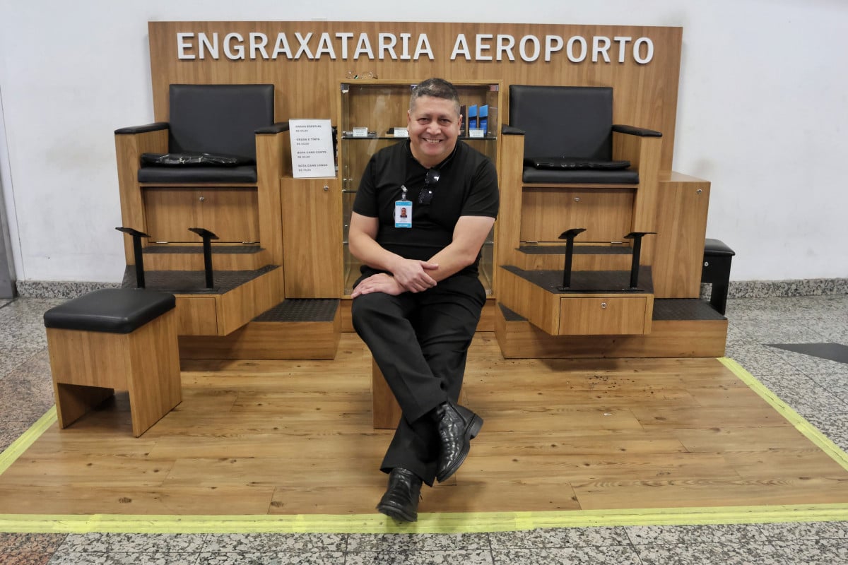 Entrevista com Cleber dos Santos, &agrave; frente da engraxateria do aeroporto - GE | Dani Barcellos/Especial/JC