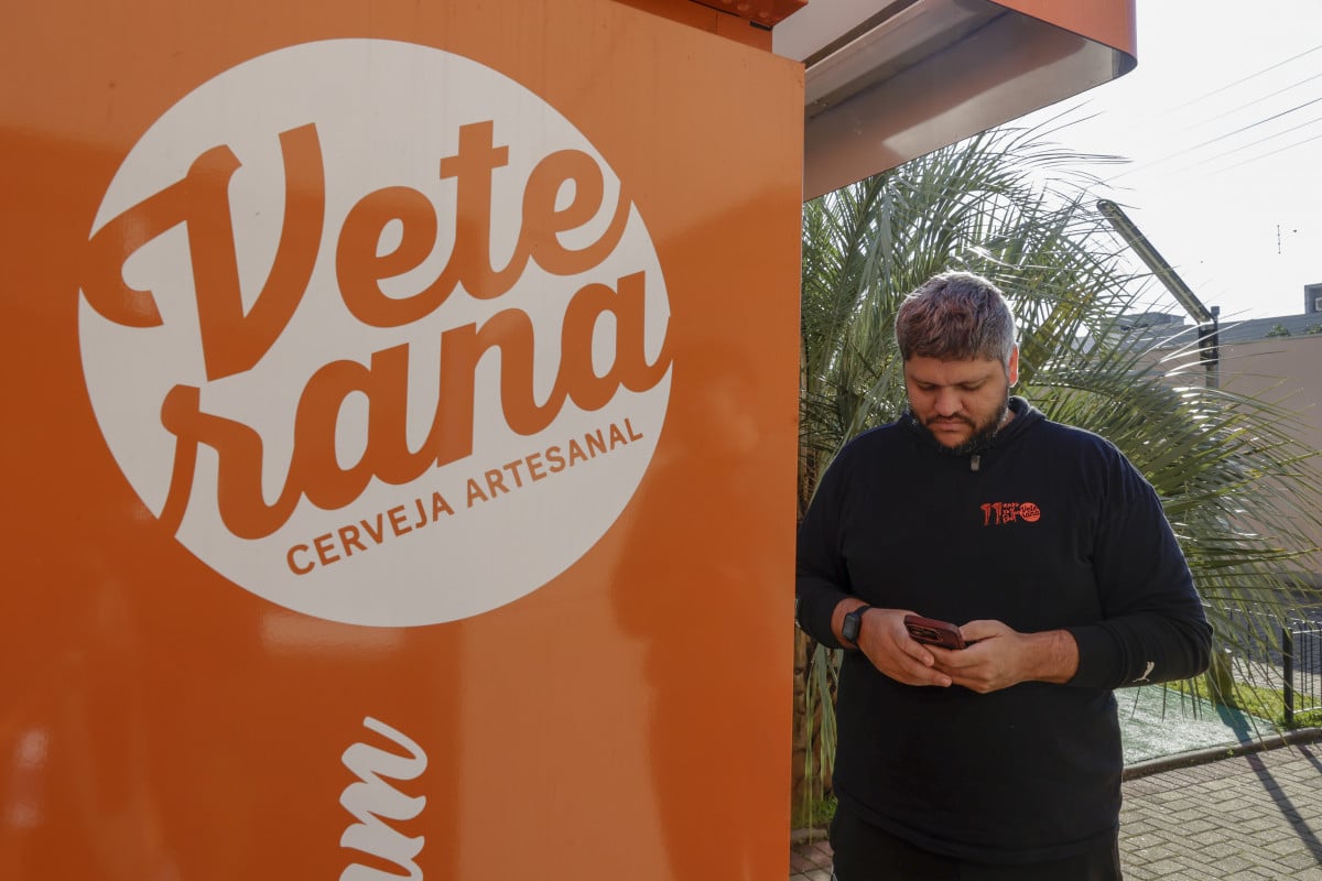 Para comprar, basta escanear o QR Code, criar uma conta no aplicativo e recarregar cr&eacute;ditos para consumir | T&Acirc;NIA MEINERZ/JC