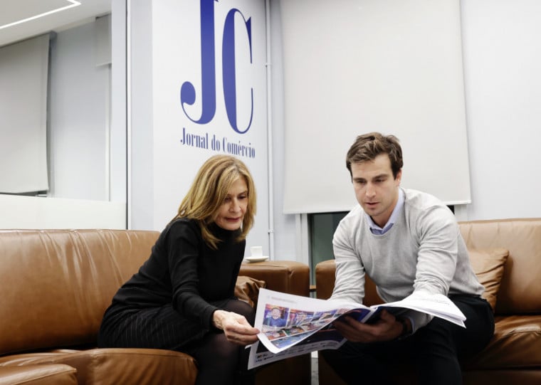 Mônica Leal foi recebida pelo diretor-presidente do Jornal do Comércio, Giovanni Jarros Tumelero, em visita à nova sede do JC