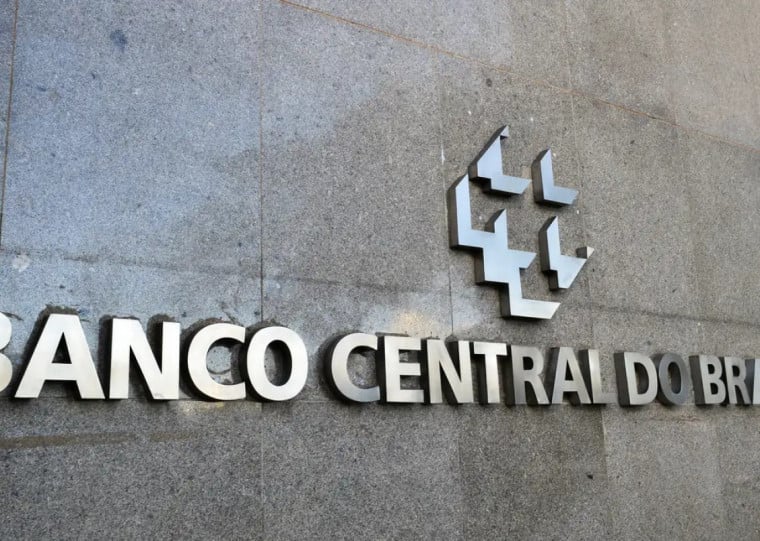 Juntos, os concursos somam 316 vagas