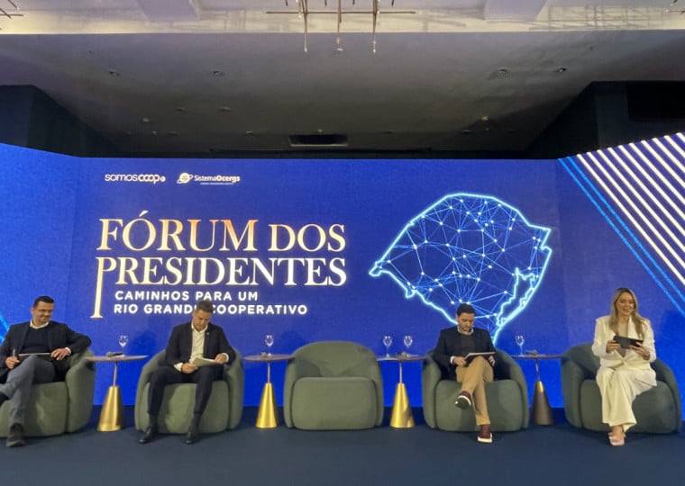 Gabriel Souza (MDB), Marcelo Maranata (PSDB) e Luciano Zucco (PL) participaram do painel; cadeira de Juliana Brizola (PDT) ficou vaga