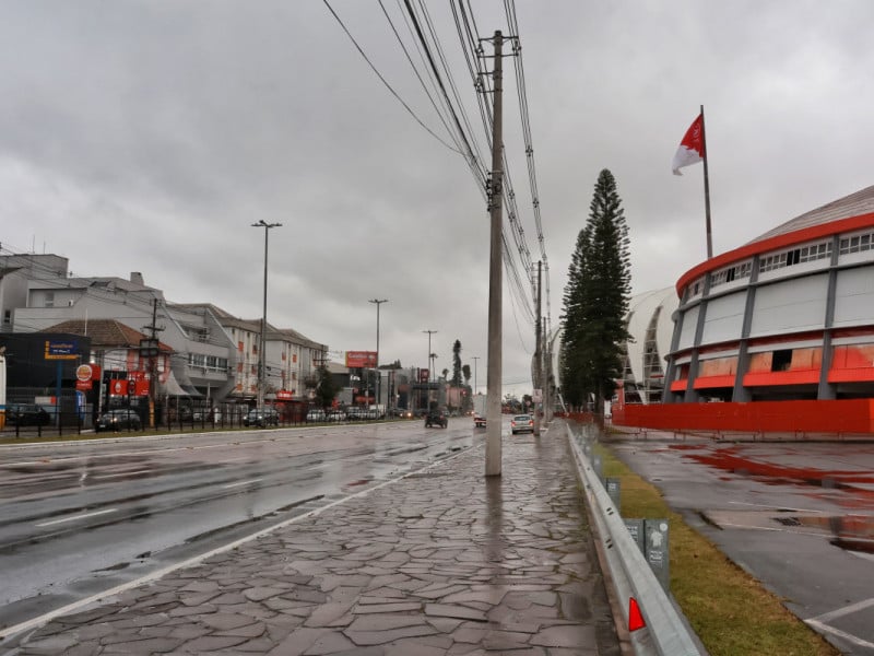 Após nova liminar, bares em frente ao Beira-Rio estão liberados para operar nesta quarta, em Inter x Flamengo