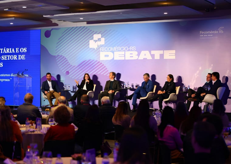 Empresários, executivos, representantes do setor produtivo, especialistas em tributação e integrantes da administração pública convergiram durante o evento