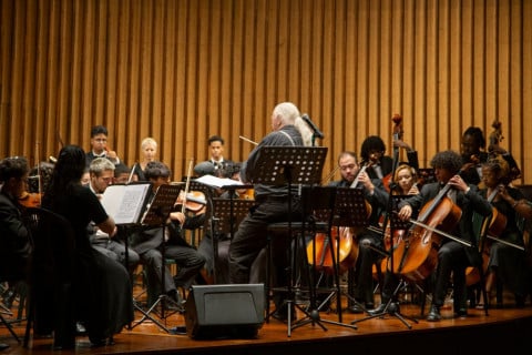 Orquestra Jovem do RS celebra 17 anos de trajetória em concerto gratuito