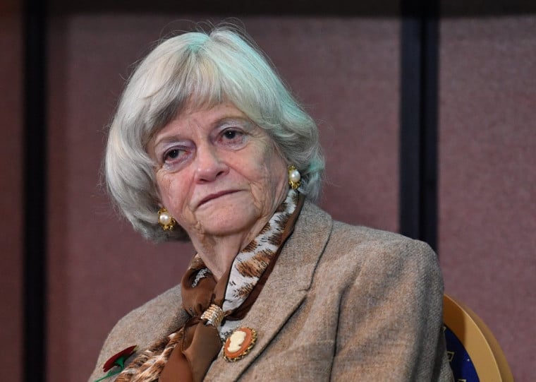 Ann Widdecombe morreu após sofrer "ferimentos graves", disse a polícia