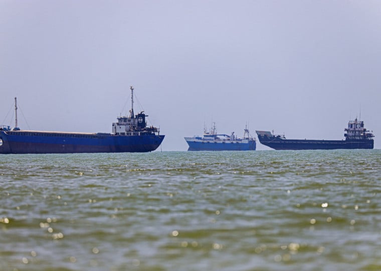 Passagem marítima viu cair dramaticamente o tráfego de navios