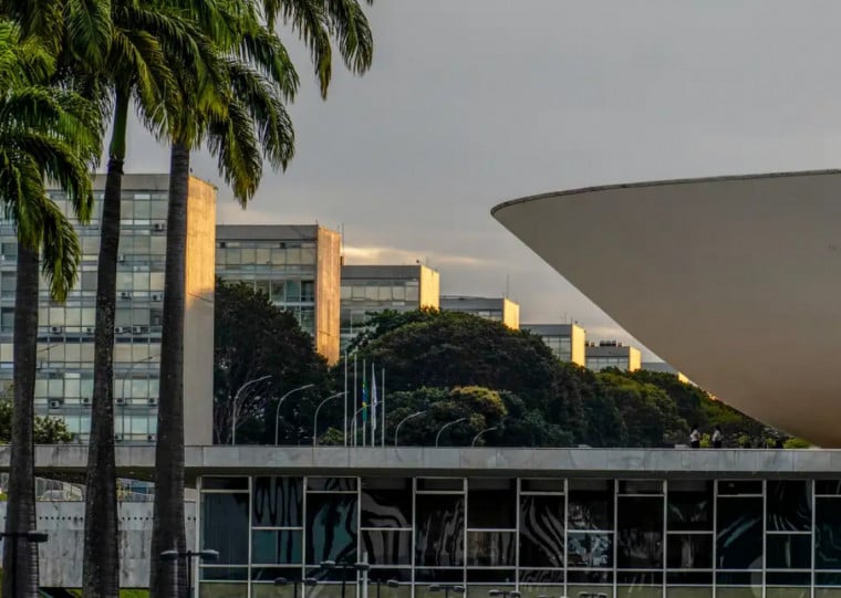 Congresso se aproxima do recesso sem votar PEC 6x1 e PL da Misoginia
