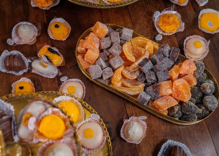 Doces da festa são todos comercializados a R$ 8,50; quindim está entre os preferidos