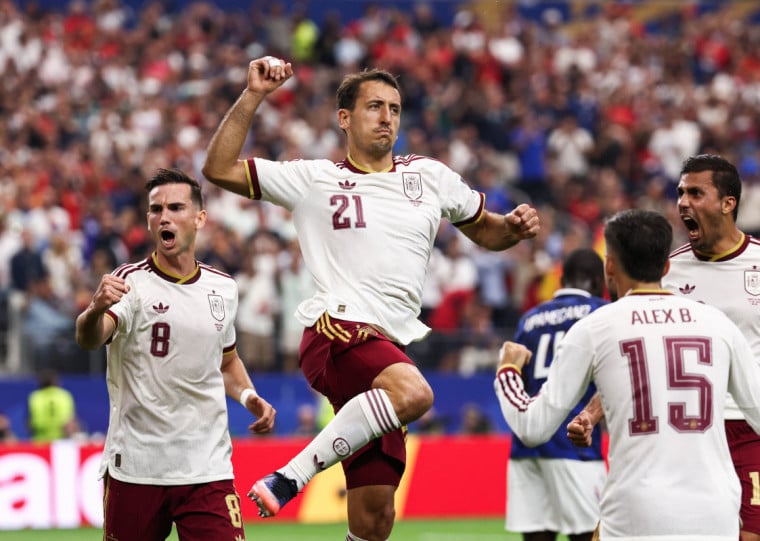 Oyarzabal foi o autor do primeiro gol espanhol na partida