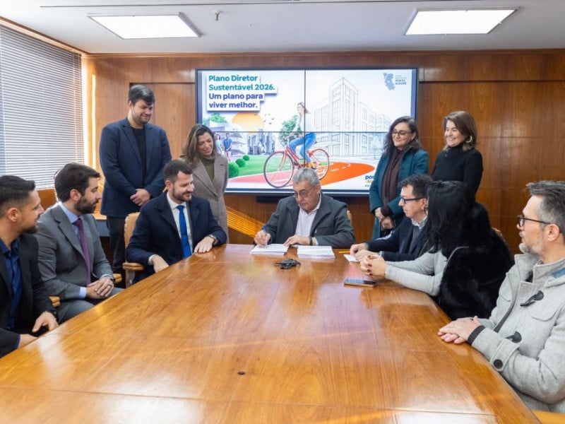 Melo sanciona novo Plano Diretor e Lei de Uso e Ocupação do Solo de Porto Alegre