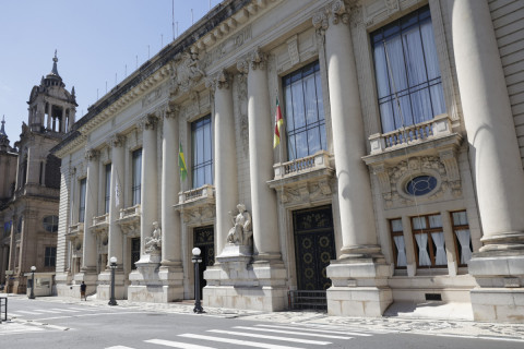 Acendimento da Chama Crioula no Palácio Piratini marca abertura oficial dos Festejos Farroupilhas 2026
