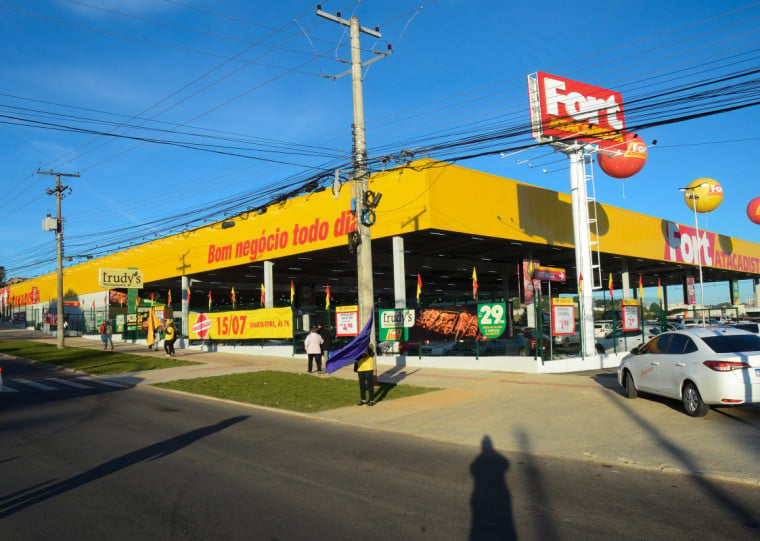 Unidade é a primeira em Porto Alegre e fica na avenida Manoel Elias