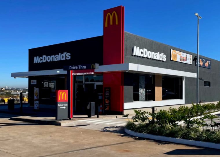 &Eacute; a 61&ordf; unidade da rede de fast-food, com op&ccedil;&atilde;o de drive-thru, tele-entrega e sal&atilde;o