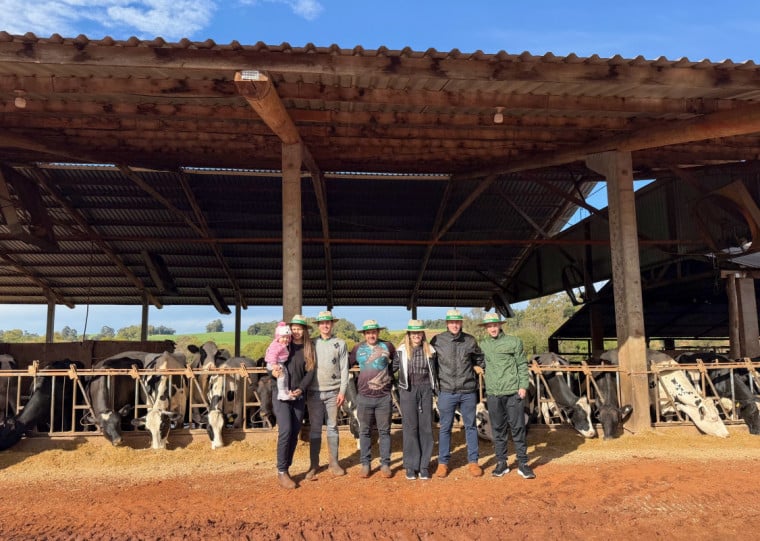 Associados do Sicredi há 27 anos, a família de Ajuricaba vê no cooperativismo um apoio importante para seguir investindo no campo e manter os filhos na atividade rural