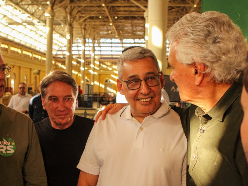 Prefeito recomenda que população de Porto Alegre fique em casa no domingo