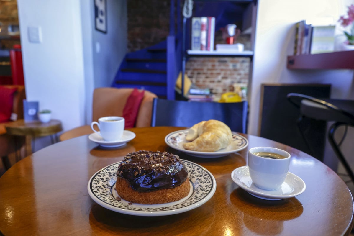 Itens de padaria, como o pr&oacute;prio caf&eacute;, servem de cart&atilde;o de visitas para fidelizar a clientela | T&Acirc;NIA MEINERZ/JC