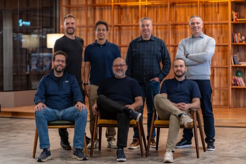 Brivia_Group incorpora duas empresas e amplia atuação em mídia de performance