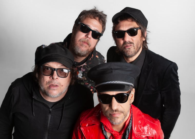 Cachorro Grande apresenta, além do primeiro disco na íntegra, músicas inéditas, nesta sexta-feira (24), no Araújo Vianna