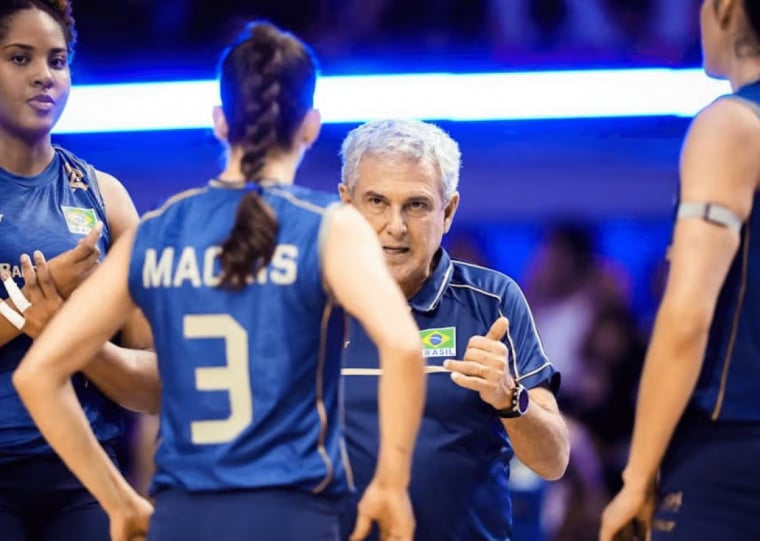No sábado (25), Brasil enfrenta a Itália nas semifinais da competição 