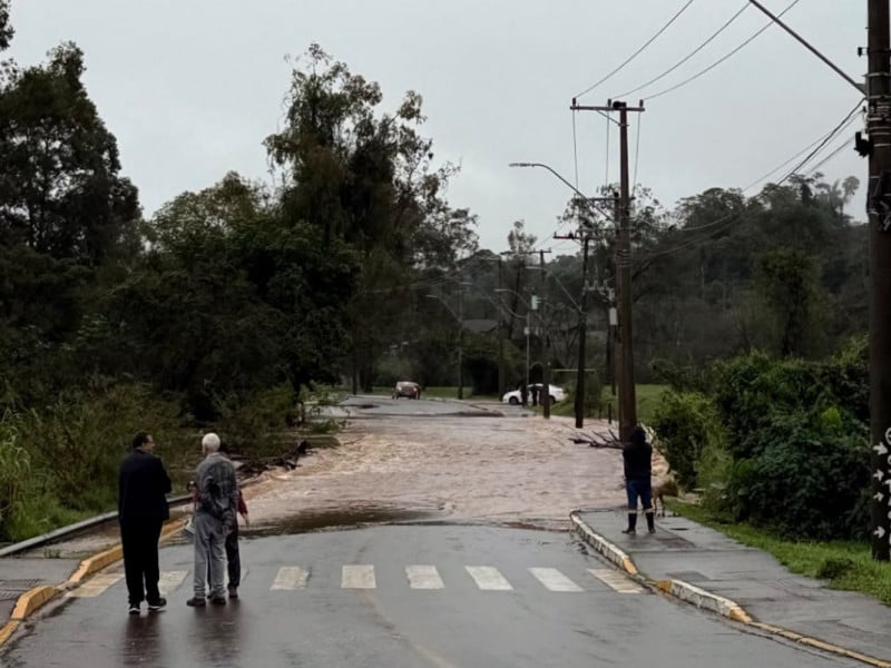 Defesa Civil emite alerta de inundação com risco muito alto em Bom Retiro