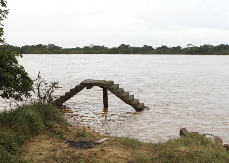 Após o nível do Guaíba subir durante a semana (foto), situação neste sábado é considerada normal