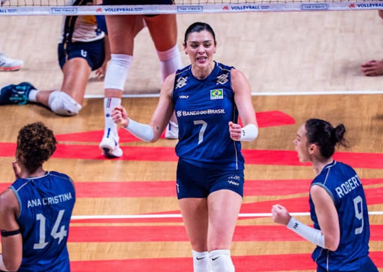 A seleção brasileira feminina de vôlei disputará uma final pela quinta vez