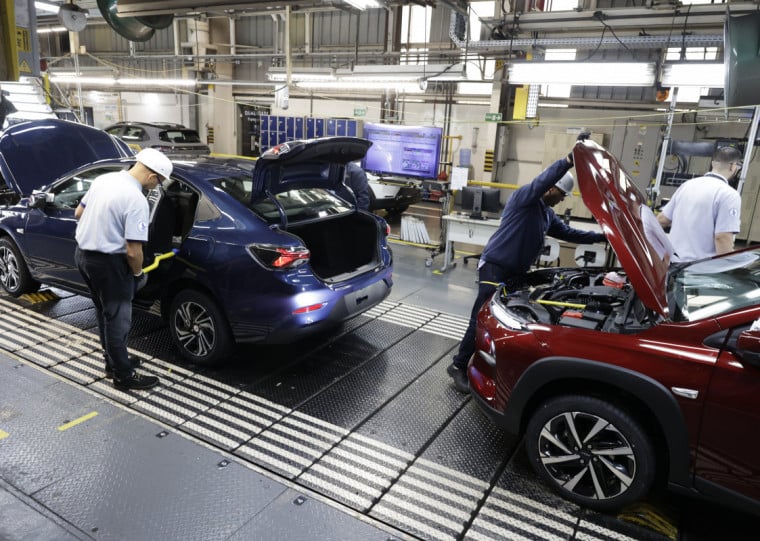 Emprego industrial também avançou 0,2% em julho ante junho