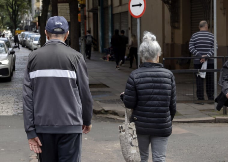 Renda vitalícia, retiradas periódicas ou prazo determinado estão entre as alternativas para sustentar uma aposentadoria que pode durar décadas