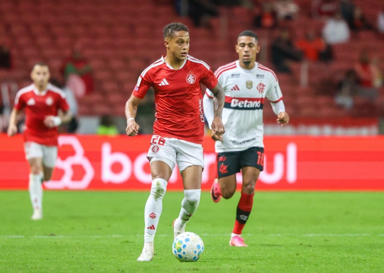 Vitinho foi o autor do gol colorado