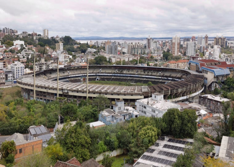 Terreno do estádio Olímpico, com 12 hectares no bairro Azenha, está abandonado desde 2013; acordo pode dar novo destino à área