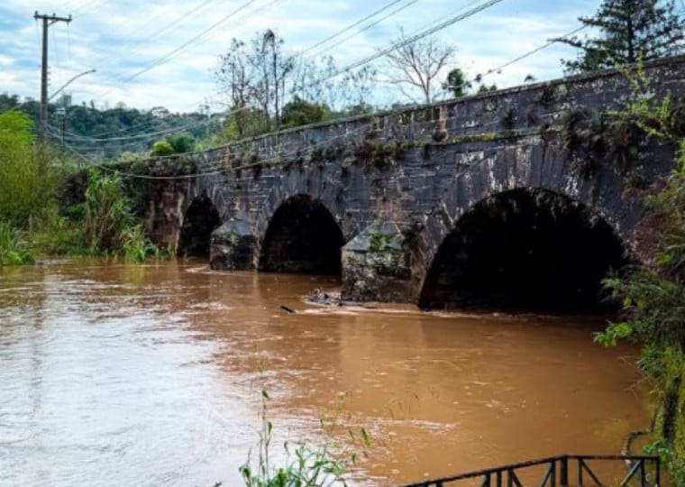 Rua da Ponte do Imperador, um dos patrim&ocirc;nios hist&oacute;ricos de Ivoti, foi uma das vias com acesso interditado | Prefeitura de Ivoti/Divulga&ccedil;&atilde;o/Cidades