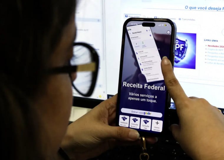 Receita paga nesta sexta-feira terceiro lote de restituição do IR 2026