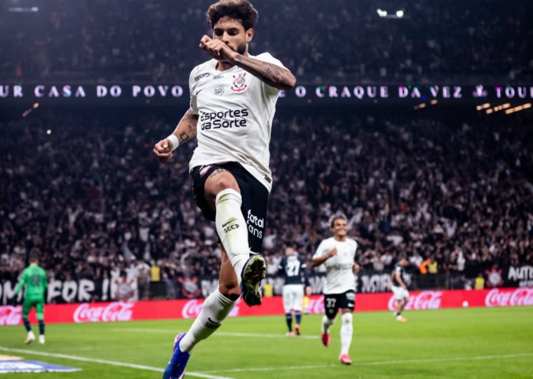 Ex-atacante colorado tem lesão na coxa direita confirmada