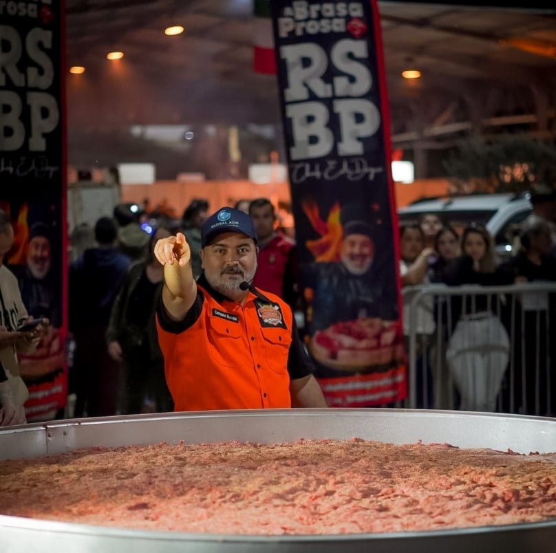 Festival realizar&aacute; a produ&ccedil;&atilde;o da Lingui&ccedil;a Estrela, preparada com 250 quilos de carne su&iacute;na, e distribui&ccedil;&atilde;o gratuita  | Edi Dagr&ecirc;/Divulga&ccedil;&atilde;o/Cidades