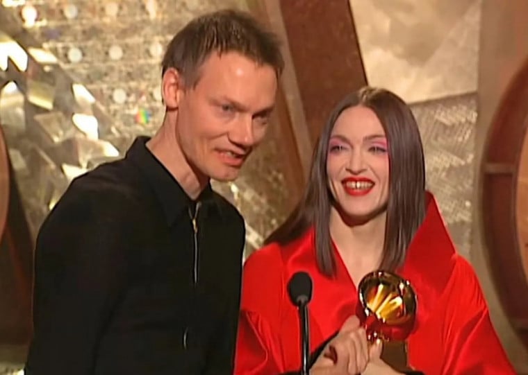 Trabalho mais famoso de William Orbit foi em 'Ray of Light', de Madonna, que recebeu três Grammy