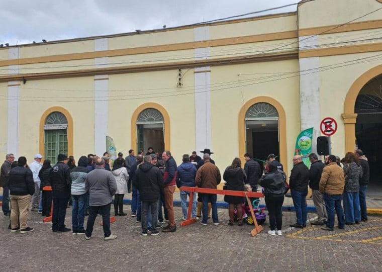 Loja funcionará de segunda a sábado e terá sete empreendedores do município