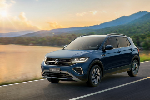 VW T-Cross ganha câmbio de oito marchas e mais equipamentos