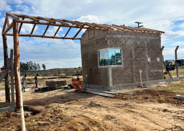 Associação iniciou o cercamento do entorno e a instalação de equipamentos de segurança; masterplan será conhecido em 11/09
