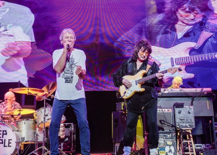 Guitarrista não subia ao palco com os ex-companheiros desde dezembro de 1993
