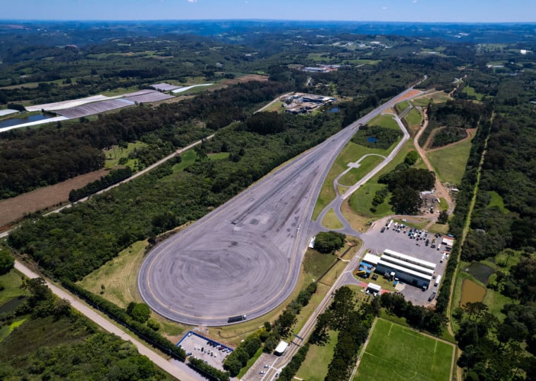 Testes avaliam desde aspectos estruturais até o desempenho em condições extremas