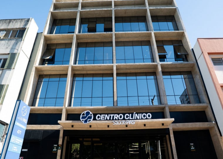 Instituição de saúde localizada no bairro Santana, em Porto Alegre, conta com 11 consultórios